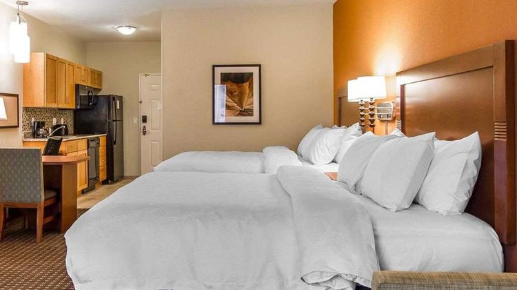 MainStay Suites Stanley Room