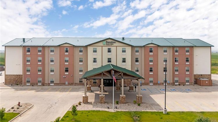 MainStay Suites Stanley Exterior