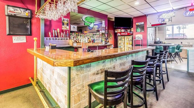 Econo Lodge Valley City Restaurant