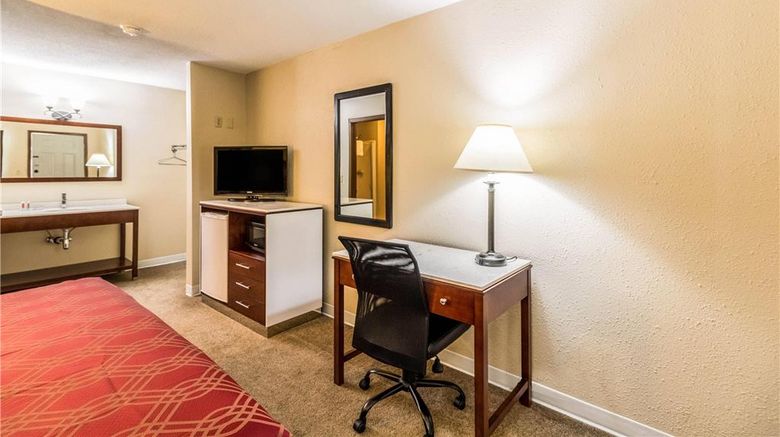 <b>Econo Lodge Valley City Room</b>. Images powered by <a href="https://iceportal.shijigroup.com/" title="IcePortal" target="_blank">IcePortal</a>.