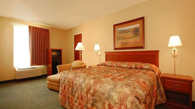 <b>Econo Lodge Inn and Suites Kearney South Room</b>. Images powered by <a href="https://iceportal.shijigroup.com/" title="IcePortal" target="_blank">IcePortal</a>.