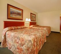 Econo Lodge Inn and Suites Kearney South Room