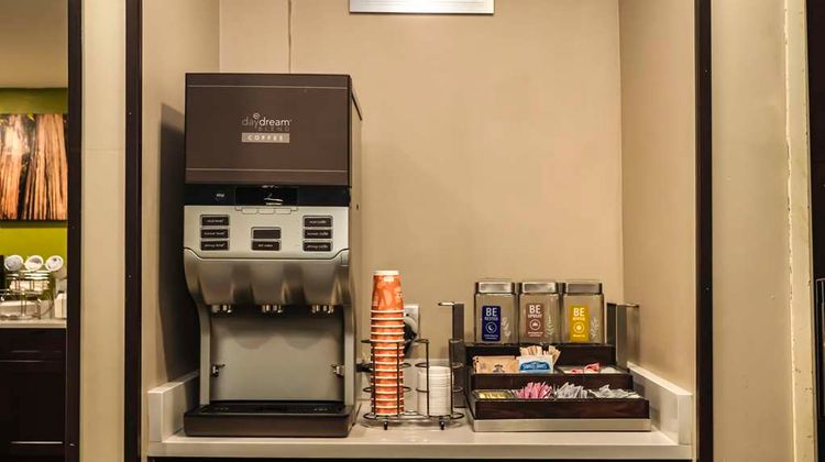 Sleep Inn & Suites Airport Restaurant