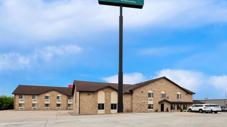 Quality Inn Exterior