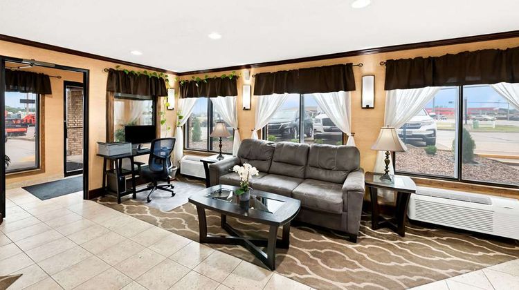 Quality Inn Lobby