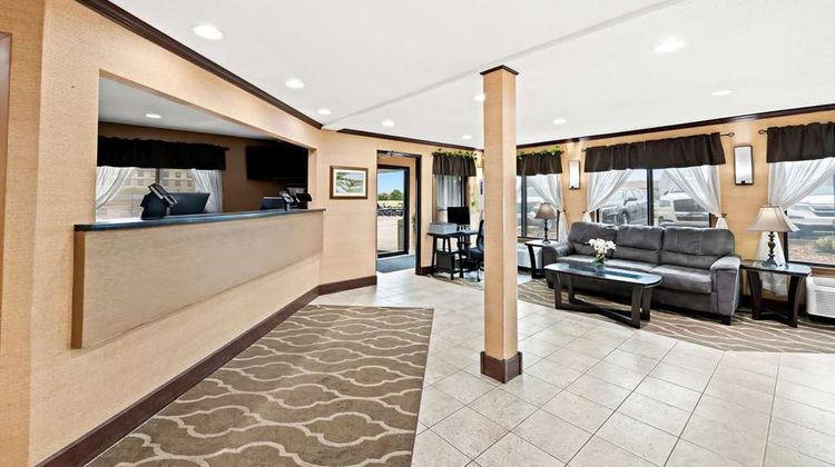 Quality Inn Lobby