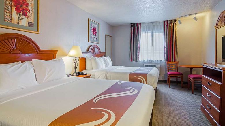 <b>Quality Inn Room</b>. Images powered by <a href="https://iceportal.shijigroup.com/" title="IcePortal" target="_blank">IcePortal</a>.