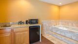 <b>Quality Inn York Suite</b>. Images powered by <a href="https://iceportal.shijigroup.com/" title="IcePortal" target="_blank">IcePortal</a>.