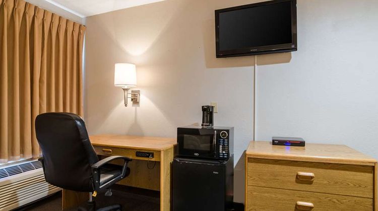 Rodeway Inn Ainsworth Room