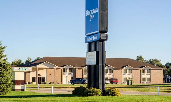Rodeway Inn Ainsworth Exterior