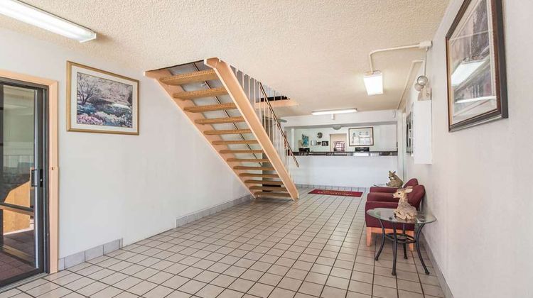 Econo Lodge - Lexington Lobby