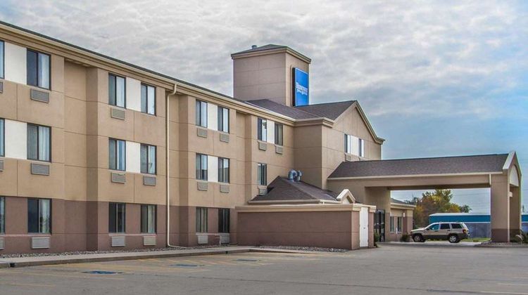 Rodeway Inn Fremont Exterior