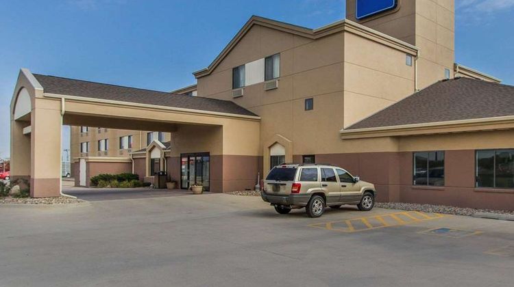 Rodeway Inn Fremont Exterior