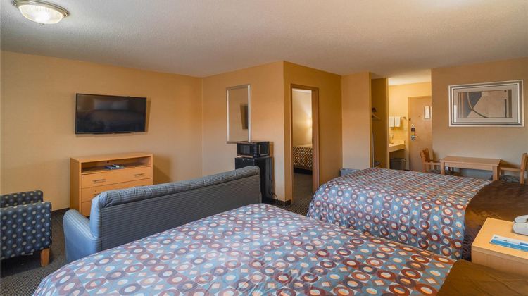 Rodeway Inn Blair Suite