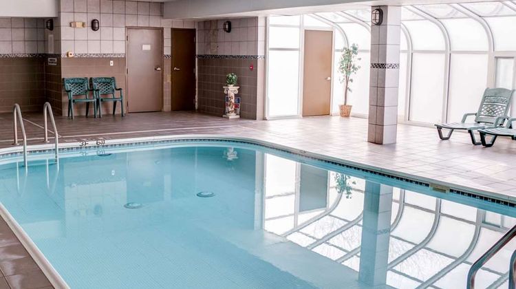 Comfort Suites Omaha Pool