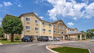 Comfort Suites Omaha