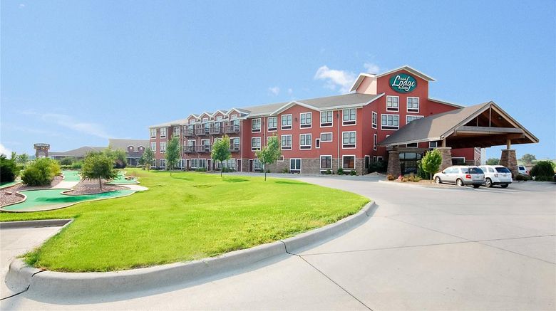 <b>Norfolk Lodge-Suites, Ascend Collection Exterior</b>. Images powered by <a href="https://iceportal.shijigroup.com/" title="IcePortal" target="_blank">IcePortal</a>.