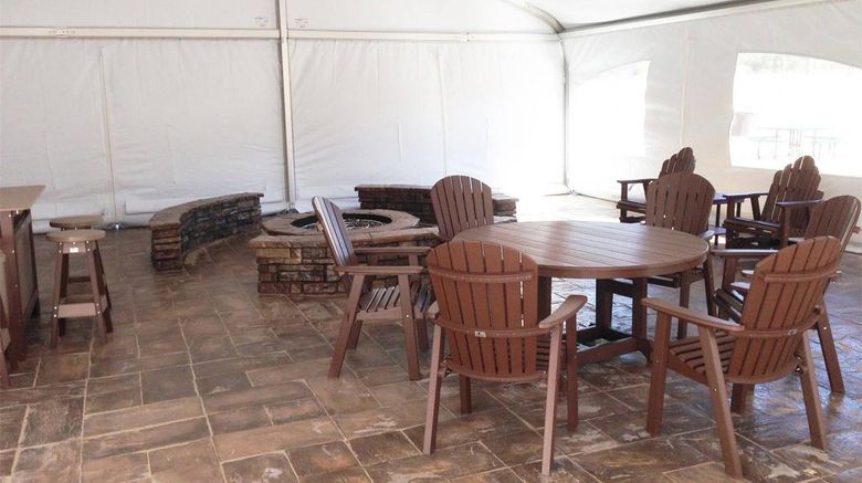 <b>Norfolk Lodge-Suites, Ascend Collection Other</b>. Images powered by <a href="https://iceportal.shijigroup.com/" title="IcePortal" target="_blank">IcePortal</a>.
