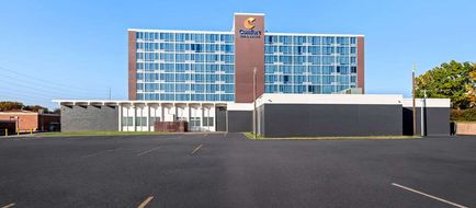 Comfort Inn & Suites Exterior