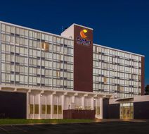 Comfort Inn & Suites Exterior