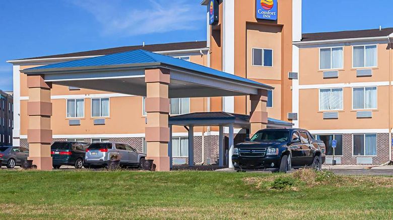 <b>Comfort Inn Exterior</b>. Images powered by <a href="https://iceportal.shijigroup.com/" title="IcePortal" target="_blank">IcePortal</a>.
