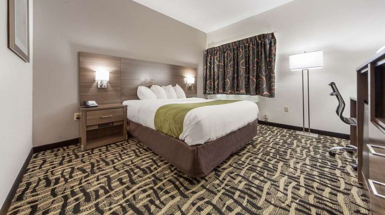 <b>Quality Inn and Suites Omaha Chalco Room</b>. Images powered by <a href="https://iceportal.shijigroup.com/" title="IcePortal" target="_blank">IcePortal</a>.