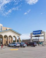 Rodeway Inn and Suites Norfolk