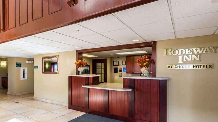 Rodeway Inn and Suites Norfolk Lobby