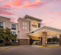 Comfort Suites Lincoln Exterior