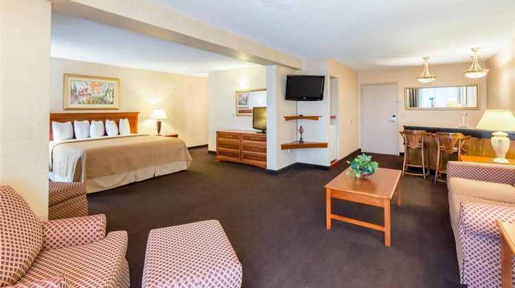 Quality Inn & Conference Center Suite
