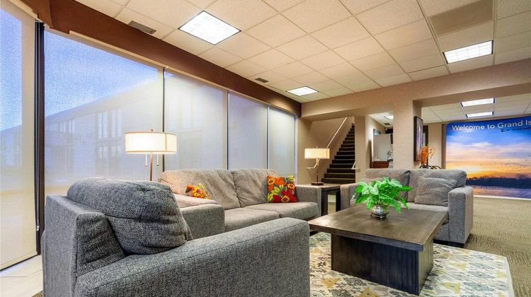 Quality Inn & Conference Center Lobby