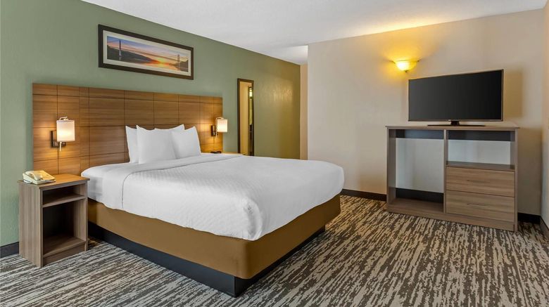 <b>Quality Inn & Conference Center Suite</b>. Images powered by <a href="https://iceportal.shijigroup.com/" title="IcePortal" target="_blank">IcePortal</a>.