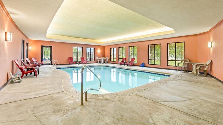 Comfort Suites Gothenburg South Pool