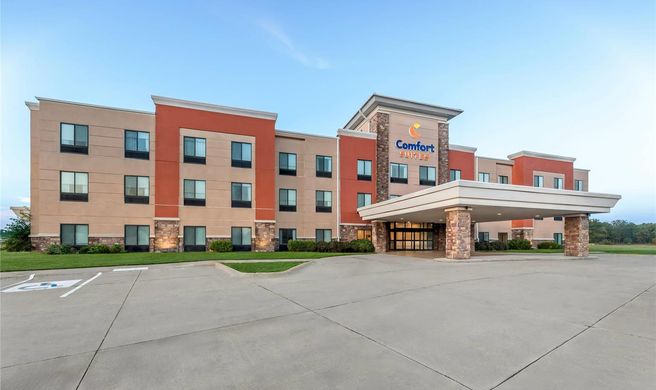 Comfort Suites Gothenburg South Exterior
