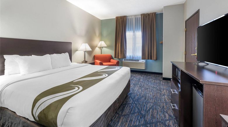 <b>Quality Inn & Suites Lincoln Room</b>. Images powered by <a href="https://iceportal.shijigroup.com/" title="IcePortal" target="_blank">IcePortal</a>.