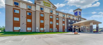 Sleep Inn & Suites Exterior