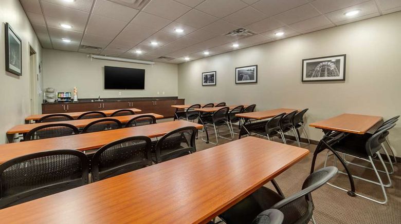 <b>MainStay Suites, Lincoln Meeting</b>. Images powered by <a href="https://iceportal.shijigroup.com/" title="IcePortal" target="_blank">IcePortal</a>.
