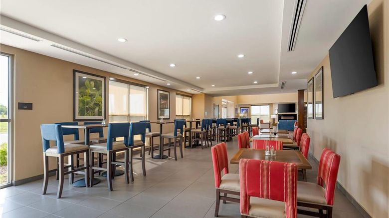 <b>Comfort Suites West Omaha Restaurant</b>. Images powered by <a href="https://iceportal.shijigroup.com/" title="IcePortal" target="_blank">IcePortal</a>.