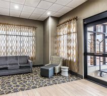 Comfort Inn Omaha Lobby