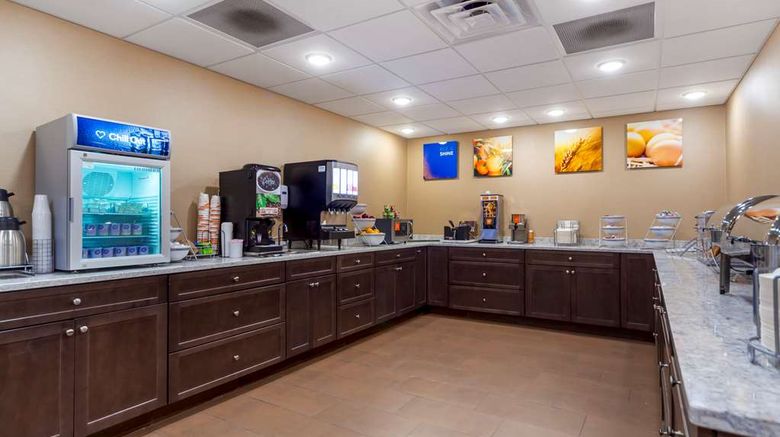 <b>Comfort Suites La Vista Restaurant</b>. Images powered by <a href="https://iceportal.shijigroup.com/" title="IcePortal" target="_blank">IcePortal</a>.