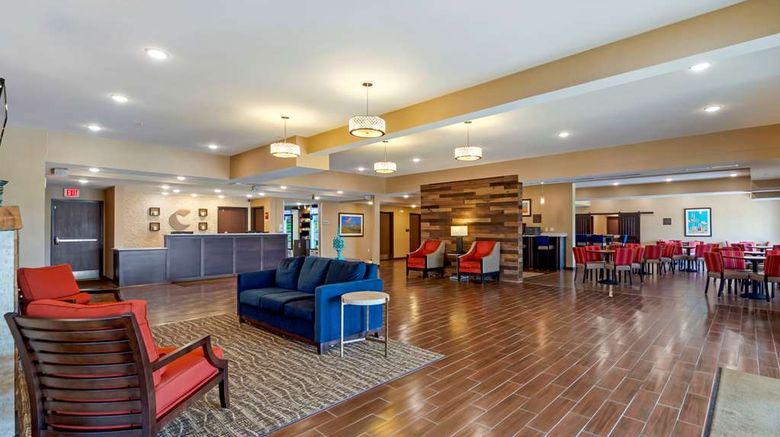 <b>Comfort Suites La Vista Lobby</b>. Images powered by <a href="https://iceportal.shijigroup.com/" title="IcePortal" target="_blank">IcePortal</a>.