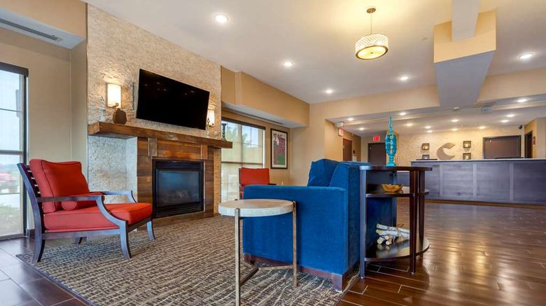 <b>Comfort Suites La Vista Lobby</b>. Images powered by <a href="https://iceportal.shijigroup.com/" title="IcePortal" target="_blank">IcePortal</a>.