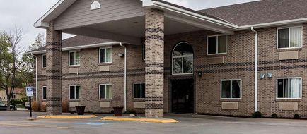 Rodeway Inn Holdrege Exterior
