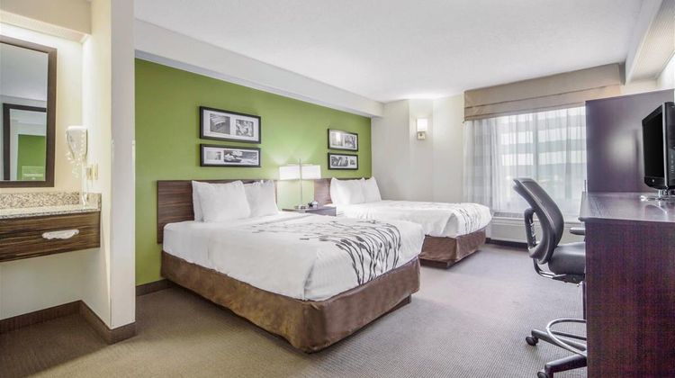 Sleep Inn and Suites Columbus Room