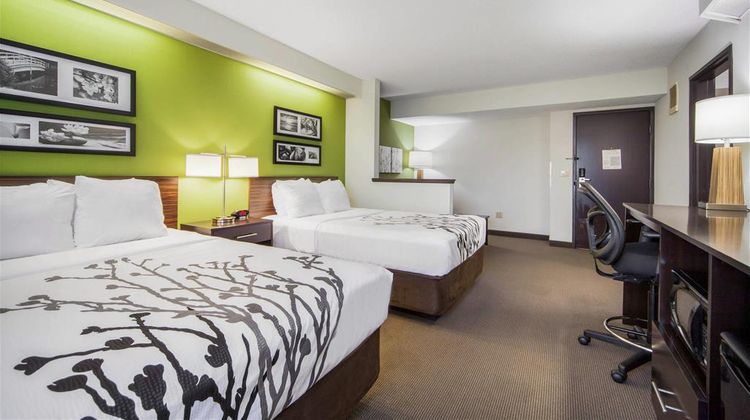 Sleep Inn and Suites Columbus Suite