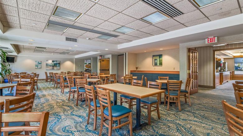 <b>Quality Inn, Portsmouth Restaurant</b>. Images powered by <a href="https://iceportal.shijigroup.com/" title="IcePortal" target="_blank">IcePortal</a>.