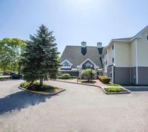 Comfort Inn Concord South End Exterior
