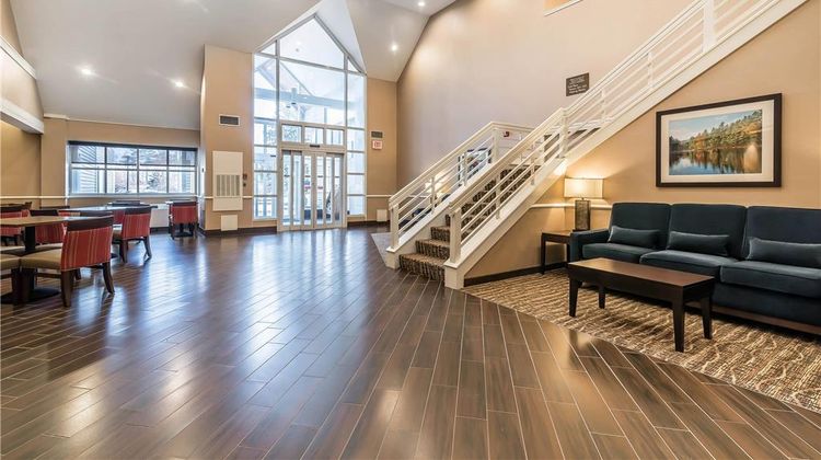 Comfort Inn Concord South End Lobby