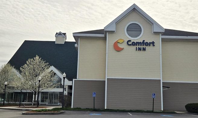 Comfort Inn Concord South End Exterior