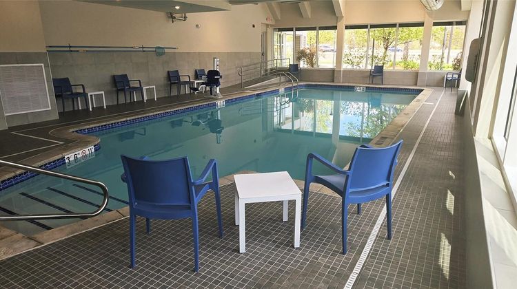 Comfort Inn Concord South End Pool